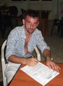 armando puzone alla firma