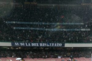 striscione polemica san paolo