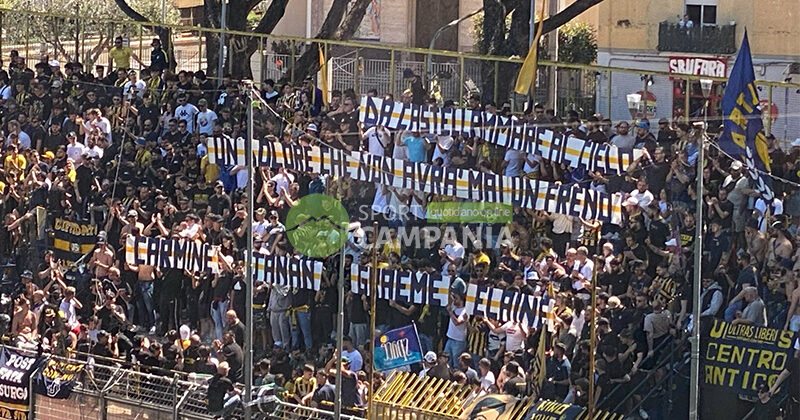 Juve Stabia Striscione